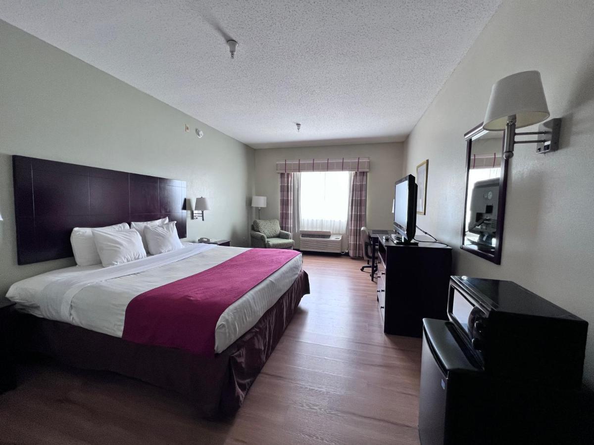 Americas Best Value Inn Wiggins Екстер'єр фото