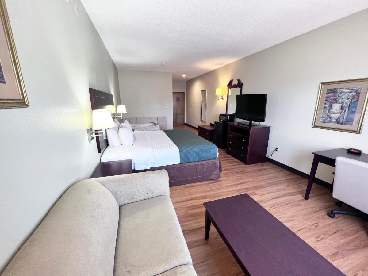 Americas Best Value Inn Wiggins Екстер'єр фото