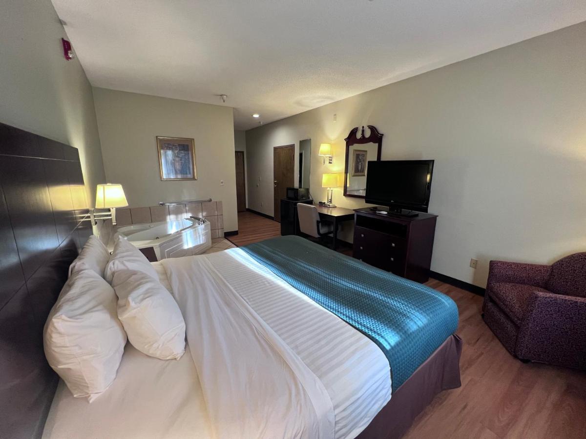 Americas Best Value Inn Wiggins Екстер'єр фото