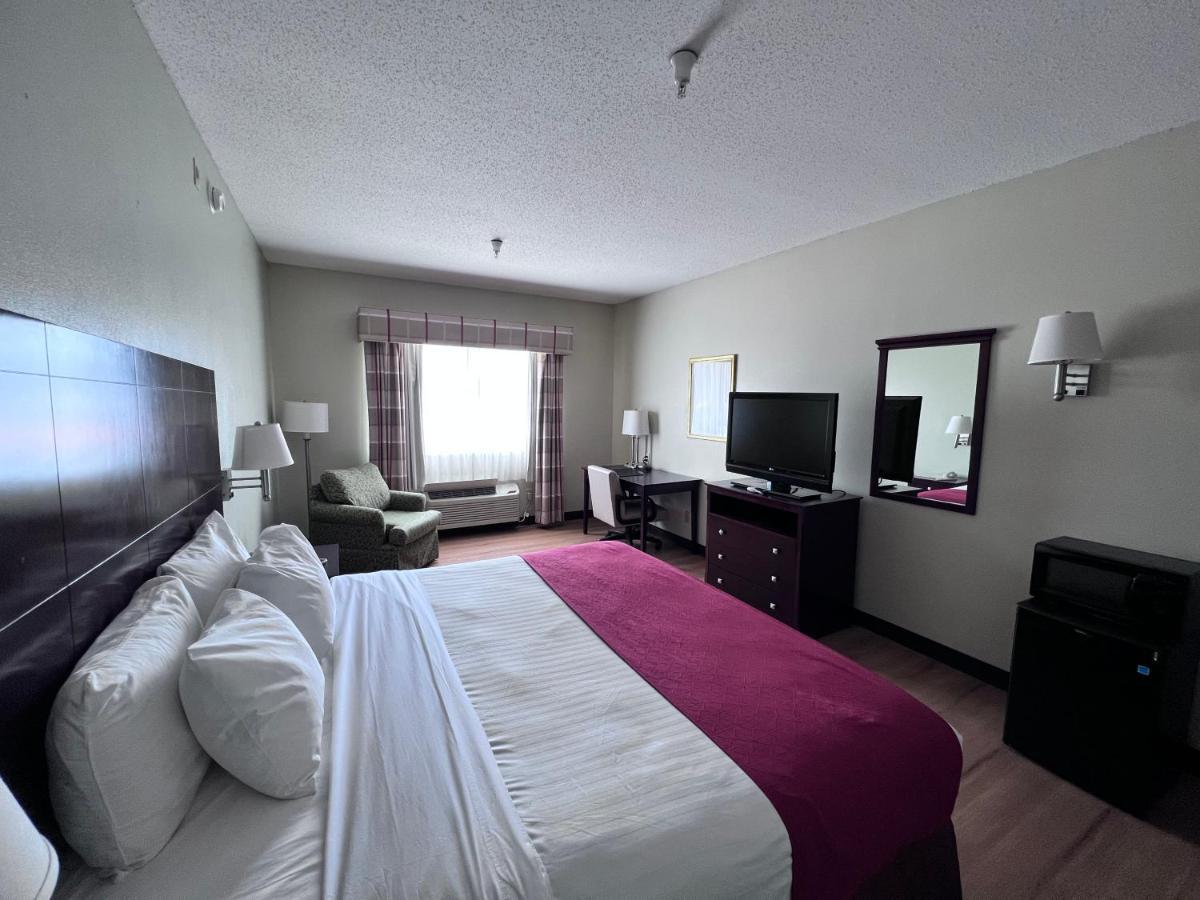 Americas Best Value Inn Wiggins Екстер'єр фото