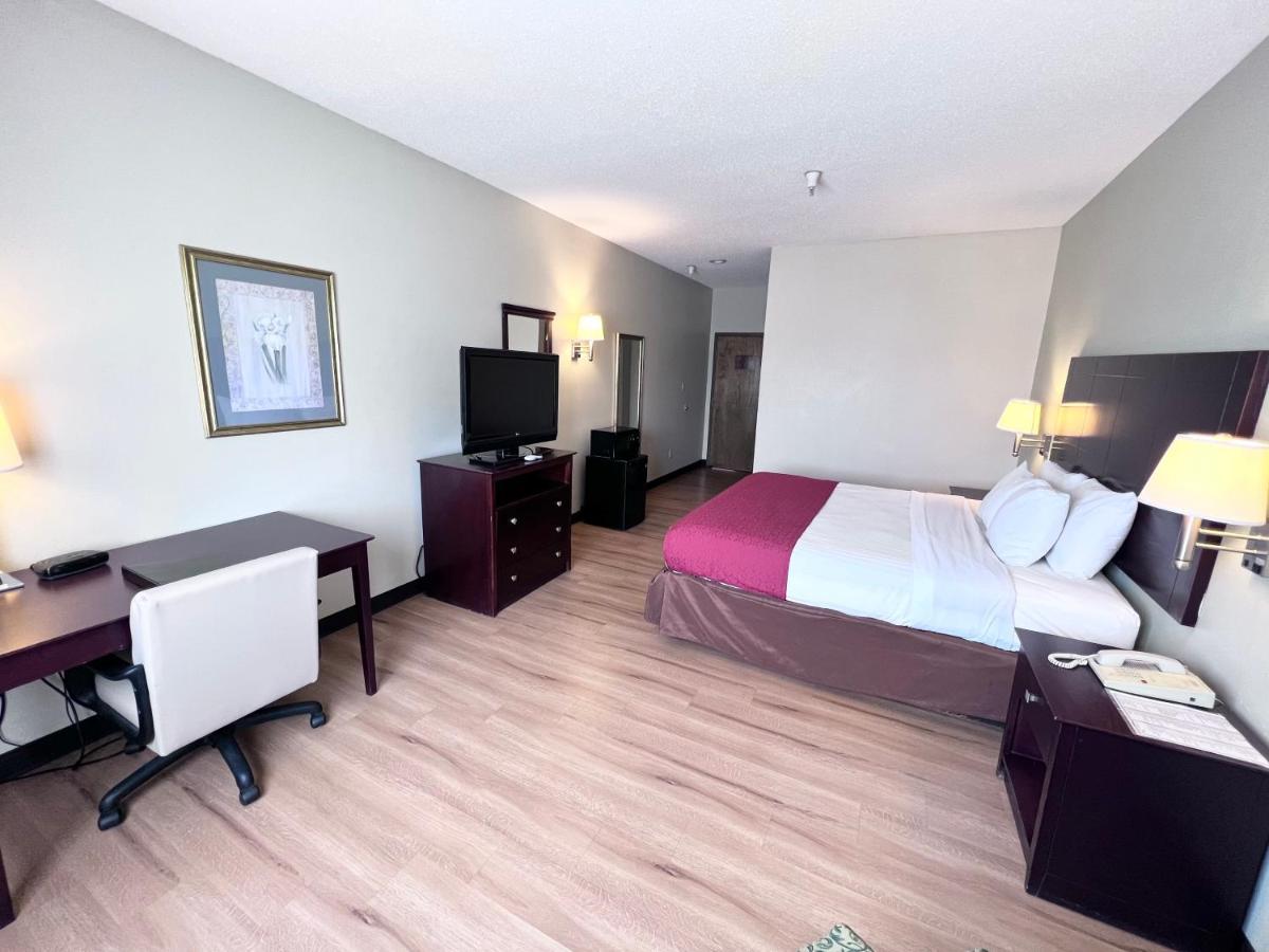 Americas Best Value Inn Wiggins Екстер'єр фото