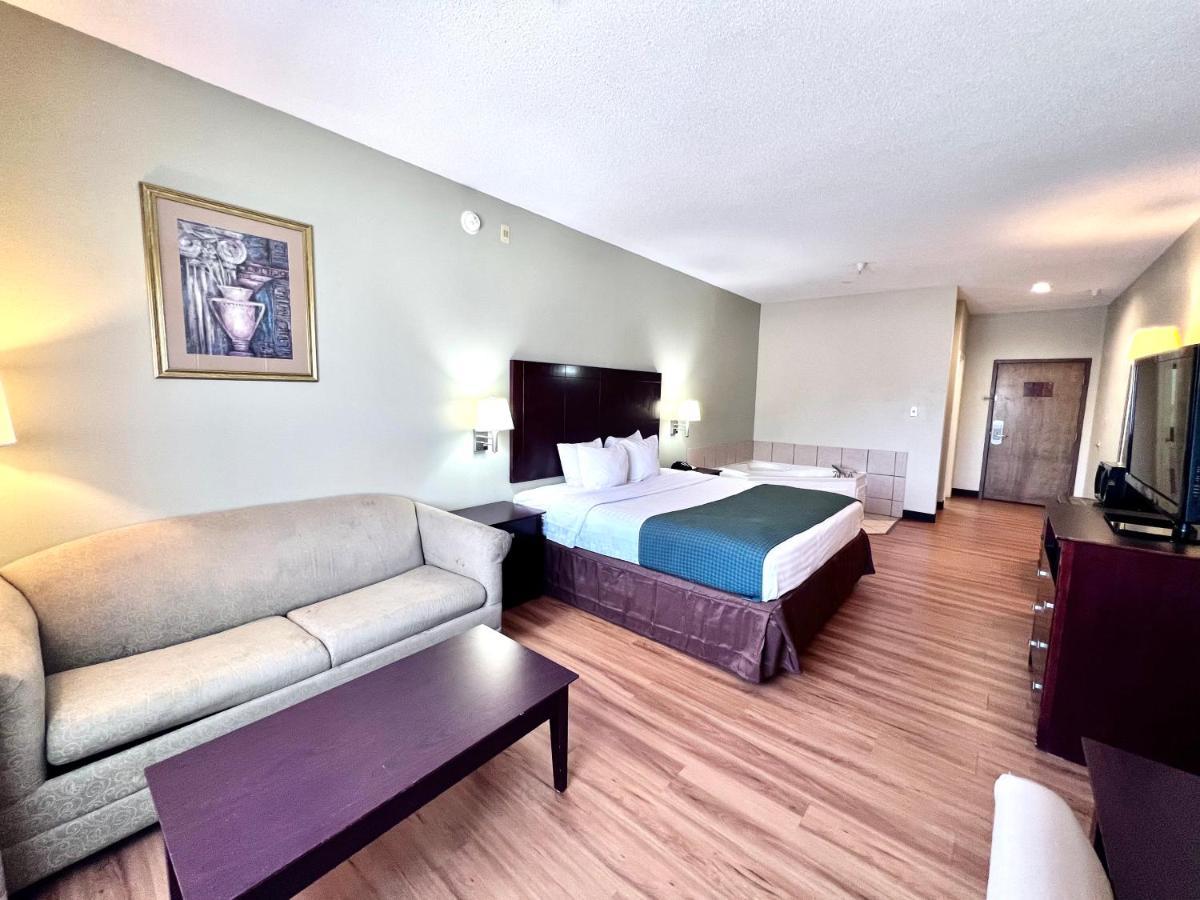 Americas Best Value Inn Wiggins Екстер'єр фото